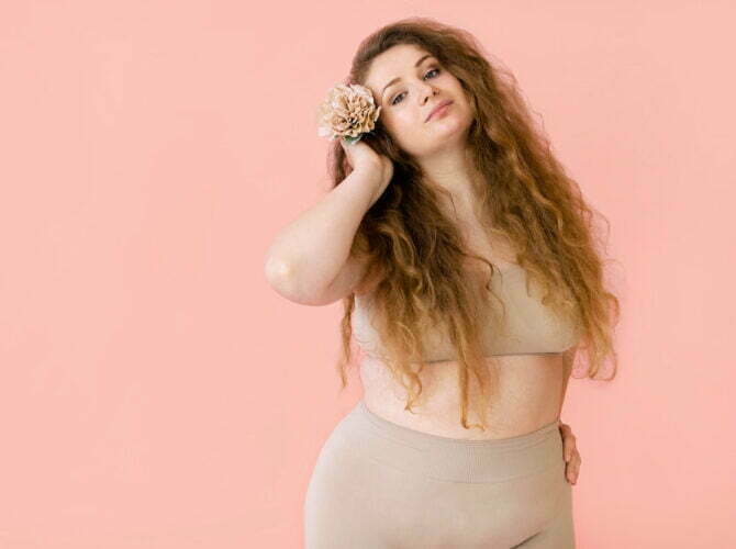 Embrace Your Curves: Plus-Size Fashion Tips for Curvy Woman