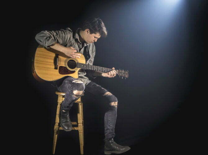 The Thrill of the Strings: Becoming a Guitar Virtuoso