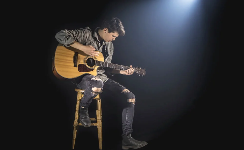 The Thrill of the Strings: Becoming a Guitar Virtuoso