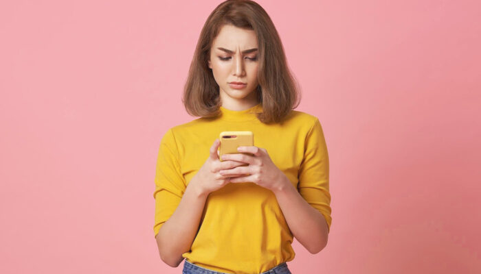 Breaking the Cycle: Strategies to Combat Doomscrolling in Today's Digital Age