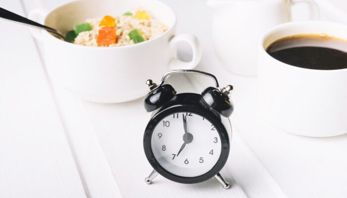 The Truth About Skipping Breakfast on Busy Days: Nutritional Impact and Smart Strategies