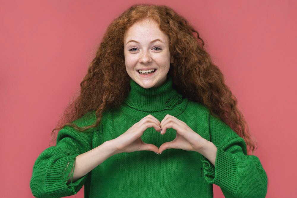 How to Smile Right and Win Hearts on First Meets