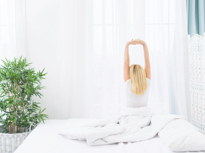 Declutter Your Life, De-Stress Your Mind: The Essential Guide to Better Sleep Through Minimalism